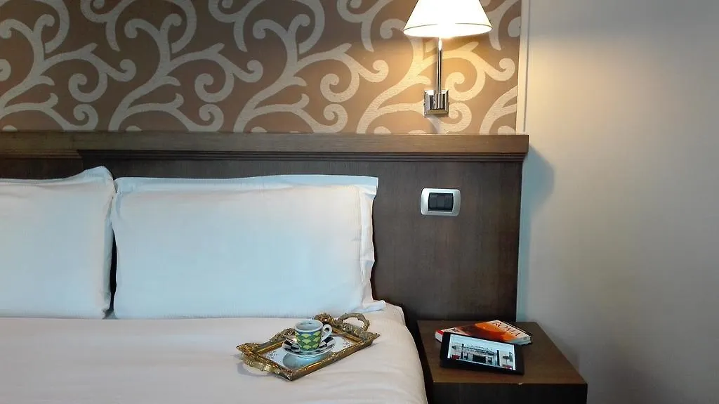 Hotel Villa Torlonia Rome 4*,  Italië