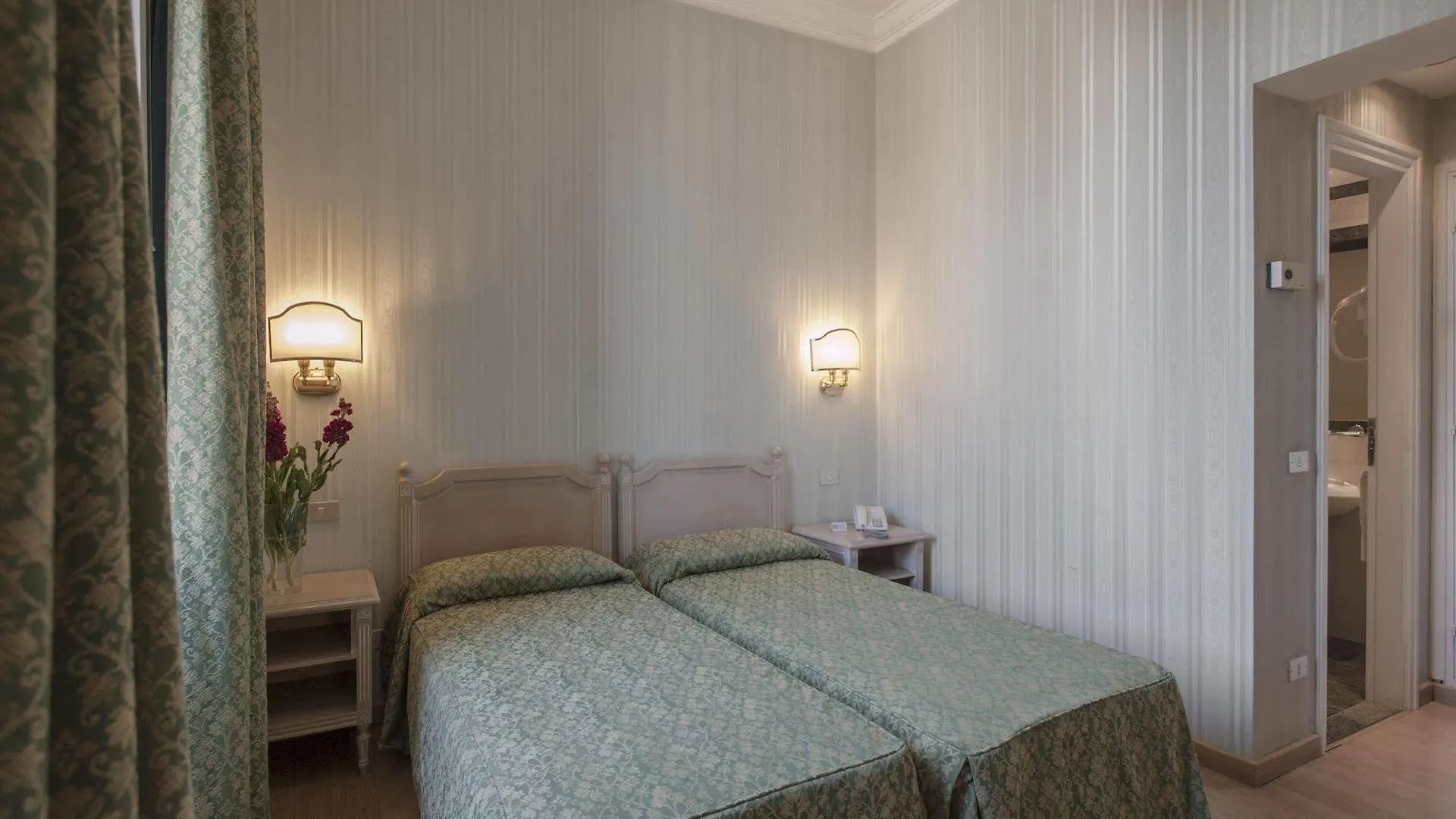 Hotel Villa Torlonia Rome 4*,  Italië