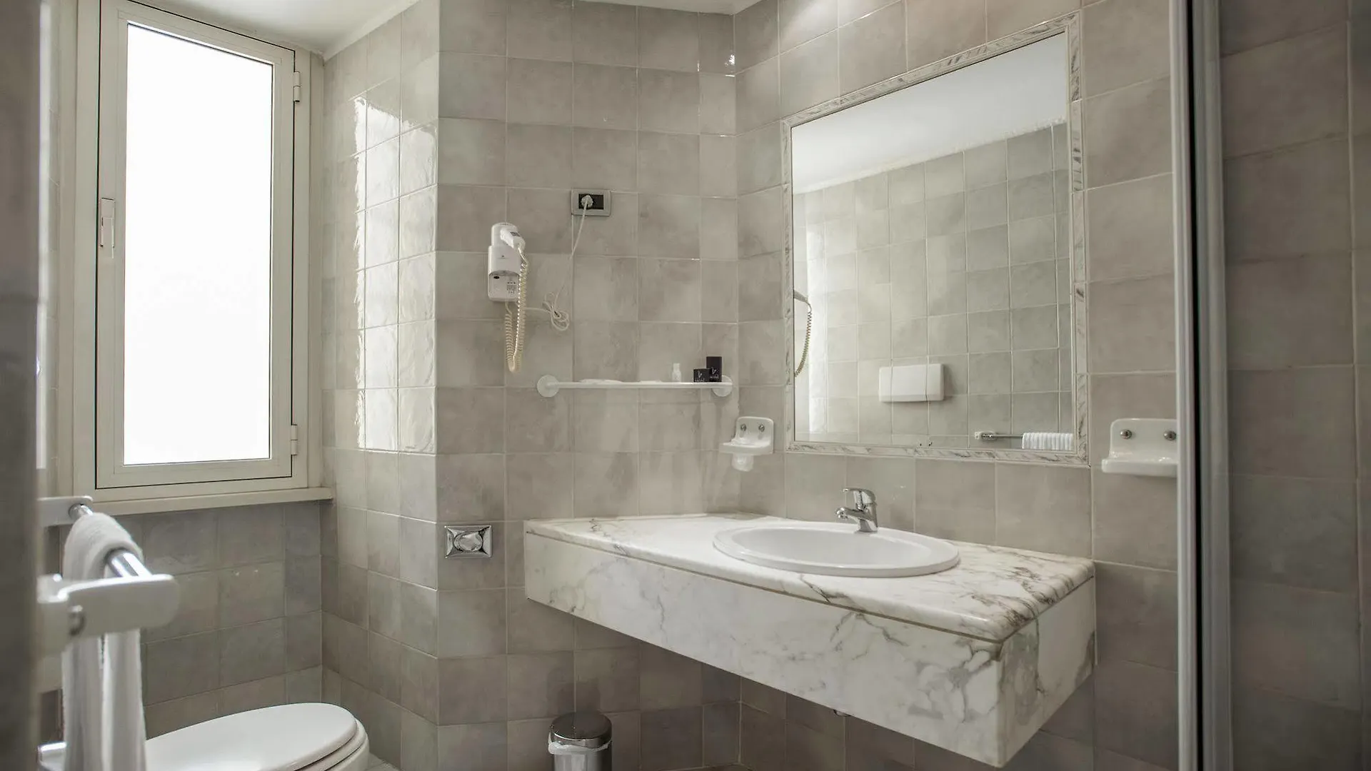 Hotel Villa Torlonia ローマ 4*,  イタリア